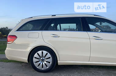 Универсал Mercedes-Benz E-Class 2013 в Черновцах