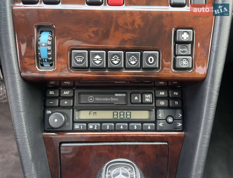 Седан Mercedes-Benz E-Class 1994 в Киеве