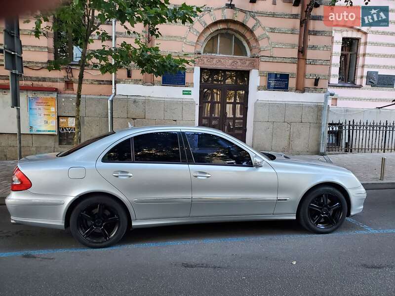 Седан Mercedes-Benz E-Class 2007 в Киеве фото 5 Седан Mercedes-Benz E-Class 2007 в Киеве