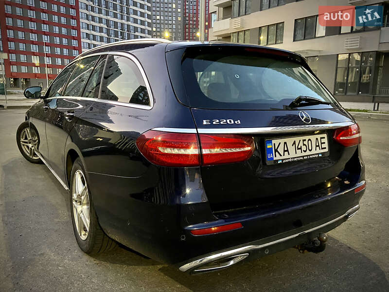 Универсал Mercedes-Benz E-Class 2016 в Киеве