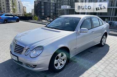 Седан Mercedes-Benz E-Class 2007 в Львове