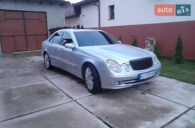 Седан Mercedes-Benz E-Class 2005 в Виноградові