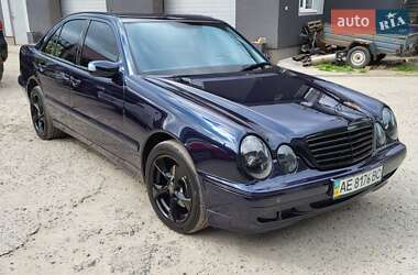 Седан Mercedes-Benz E-Class 1999 в Дніпрі