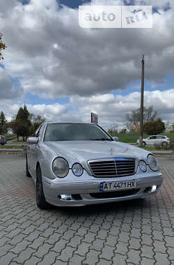 Седан Mercedes-Benz E-Class 2001 в Івано-Франківську