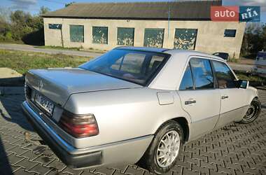 Седан Mercedes-Benz E-Class 1991 в 