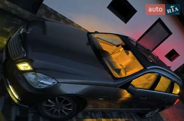Универсал Mercedes-Benz E-Class 2012 в 