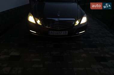 Универсал Mercedes-Benz E-Class 2012 в 