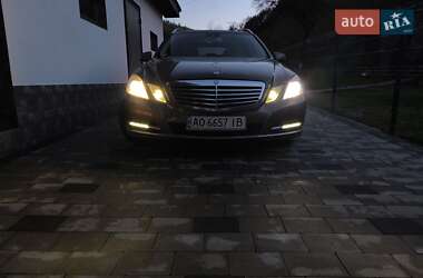 Универсал Mercedes-Benz E-Class 2012 в 