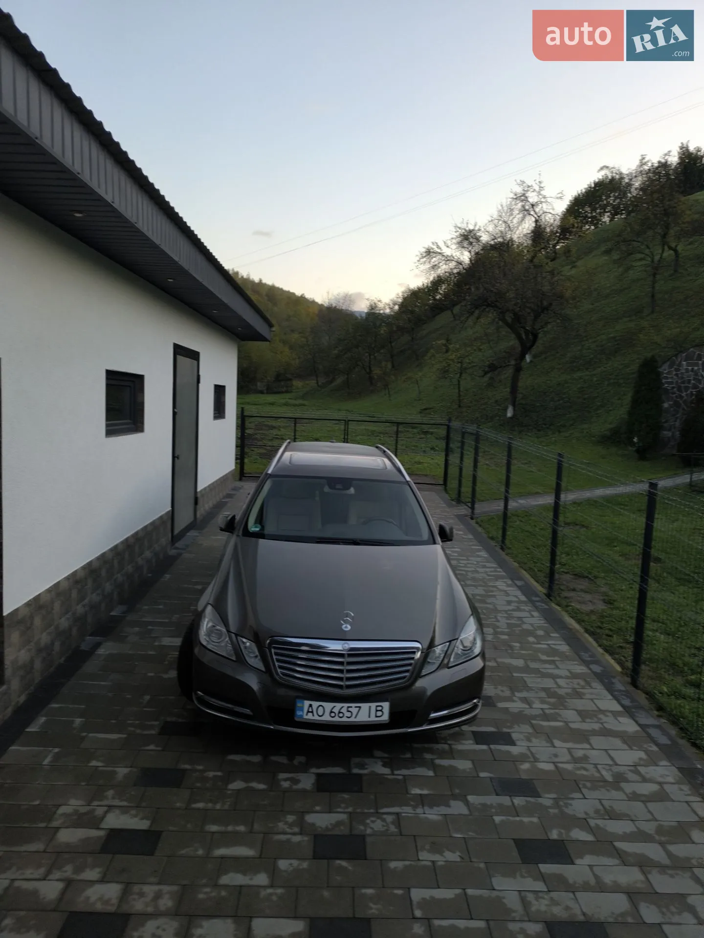 2012 Mercedes-Benz E-klasse - мініатюра 26