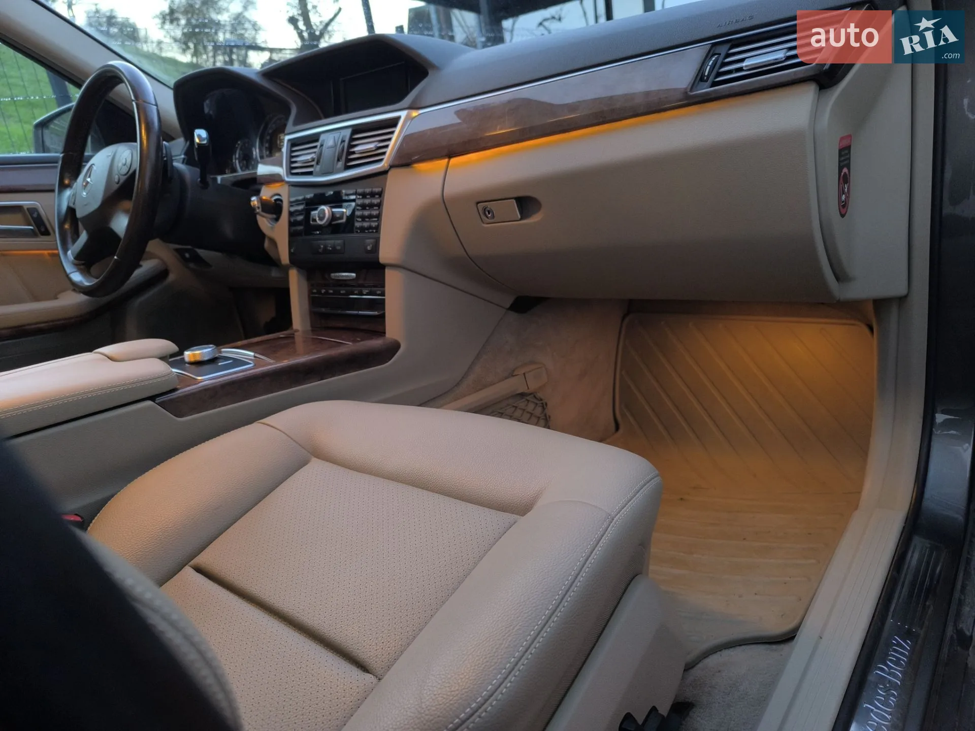 2012 Mercedes-Benz E-klasse - мініатюра 43