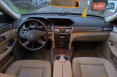 Универсал Mercedes-Benz E-Class 2012 в 