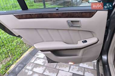 Универсал Mercedes-Benz E-Class 2012 в 