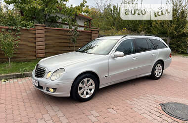 Універсал Mercedes-Benz E-Class 2007 в Чернівцях