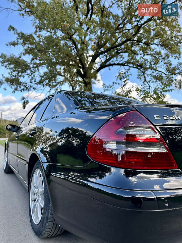 Седан Mercedes-Benz E-Class 2003 в Тернополі
