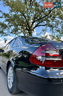 Седан Mercedes-Benz E-Class 2003 в 