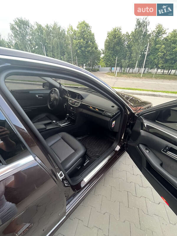 Седан Mercedes-Benz E-Class 2010 в Білій Церкві фото 13 Седан Mercedes-Benz E-Class 2010 в Білій Церкві