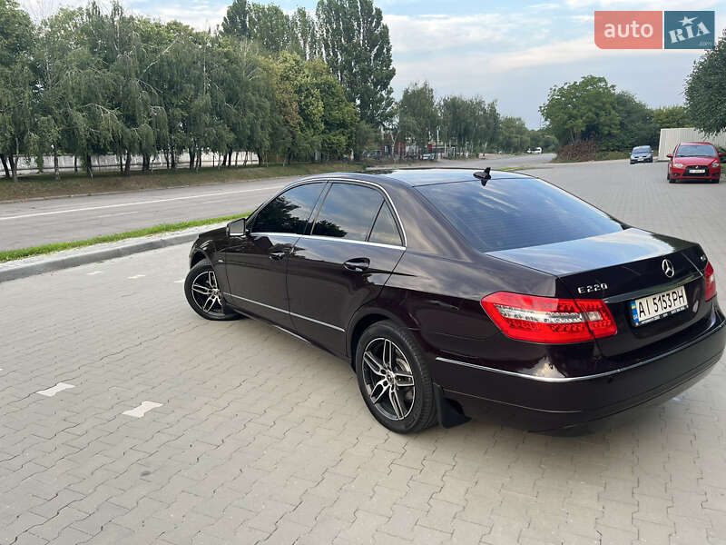 Седан Mercedes-Benz E-Class 2010 в Білій Церкві фото 21 Седан Mercedes-Benz E-Class 2010 в Білій Церкві