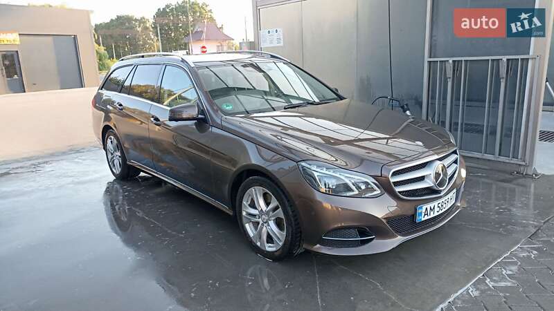 Универсал Mercedes-Benz E-Class 2014 в Звягеле