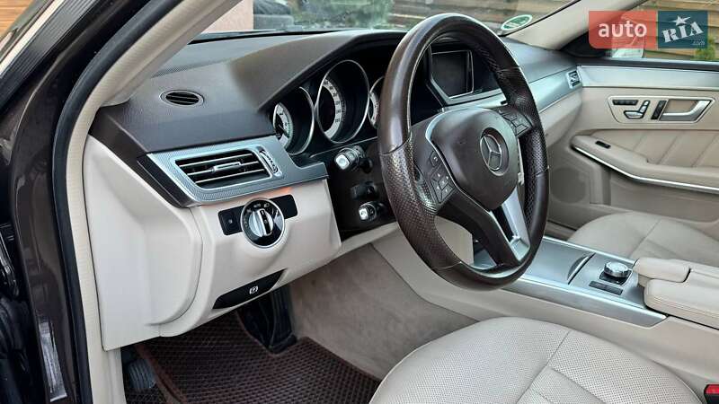Универсал Mercedes-Benz E-Class 2014 в Звягеле