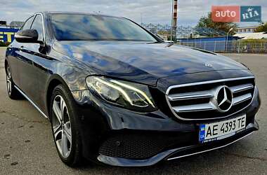 Седан Mercedes-Benz E-Class 2017 в Дніпрі