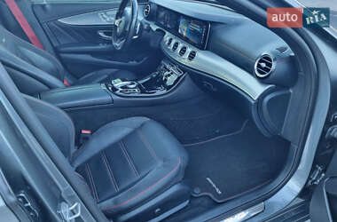 Седан Mercedes-Benz E-Class 2017 в 