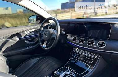 Седан Mercedes-Benz E-Class 2017 в Львові