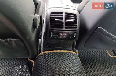Седан Mercedes-Benz E-Class 2005 в 