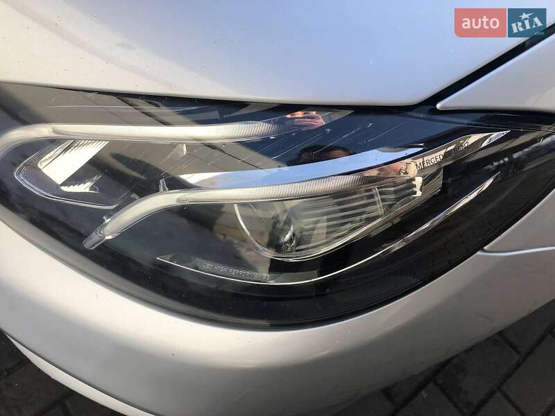 Седан Mercedes-Benz E-Class 2016 в Киеве