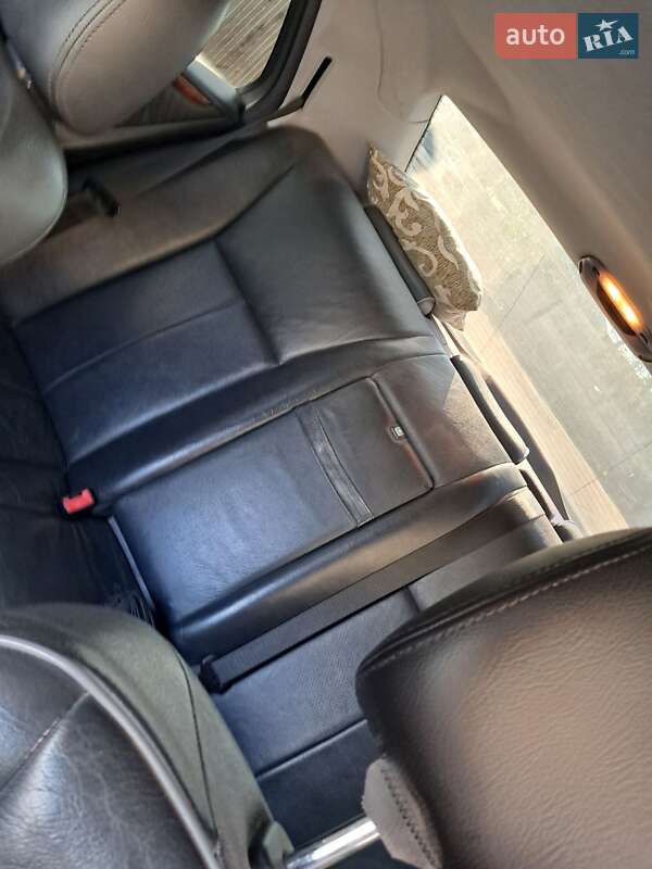 Седан Mercedes-Benz E-Class 2001 в Виннице