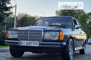 Седан Mercedes-Benz E-Class 1979 в Дніпрі