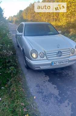 Седан Mercedes-Benz E-Class 1999 в 