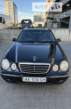 Седан Mercedes-Benz E-Class 2000 в Львове