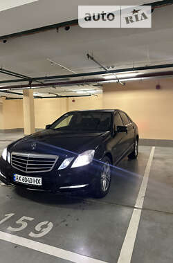 Седан Mercedes-Benz E-Class 2010 в Києві