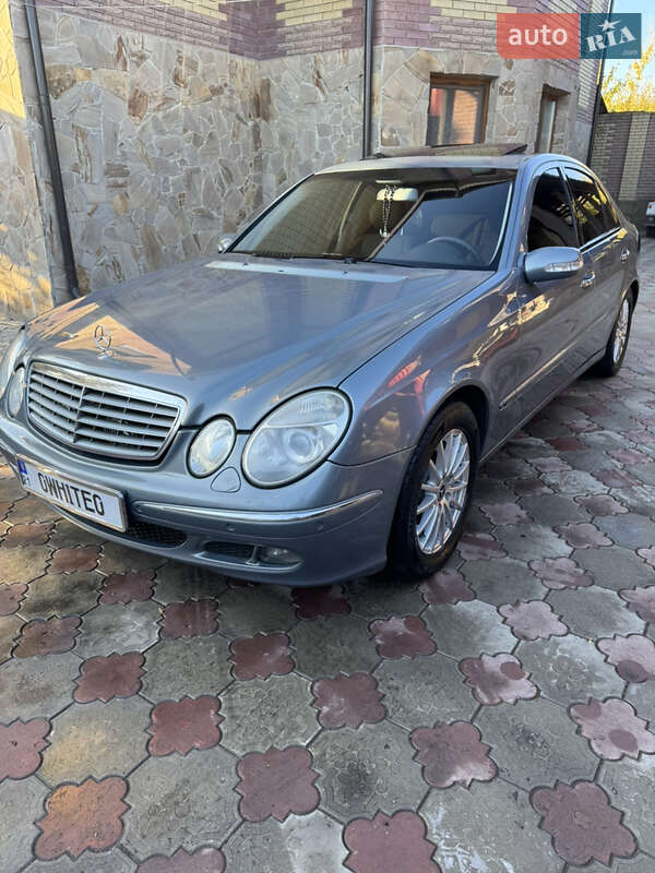 Седан Mercedes-Benz E-Class 2004 в Чугуеве фото 10 Седан Mercedes-Benz E-Class 2004 в Чугуеве