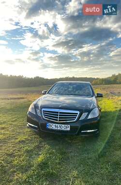 Седан Mercedes-Benz E-Class 2011 в Бродах