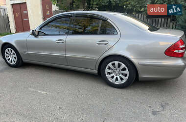 Седан Mercedes-Benz E-Class 2006 в 