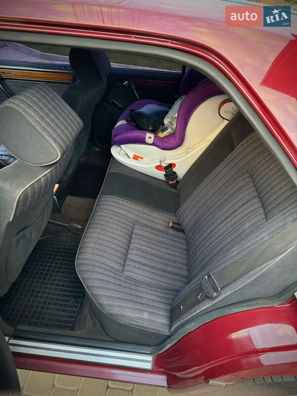 Седан Mercedes-Benz E-Class 1993 в Дніпрі фото 8 Седан Mercedes-Benz E-Class 1993 в Дніпрі