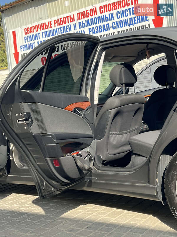 Седан Mercedes-Benz E-Class 2007 в Одессе