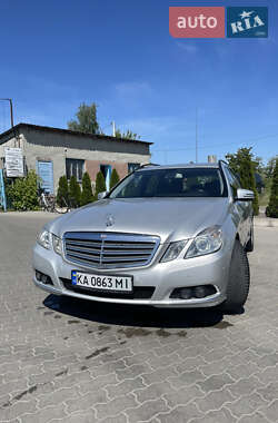 Универсал Mercedes-Benz E-Class 2011 в Киеве