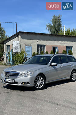 Универсал Mercedes-Benz E-Class 2011 в Киеве