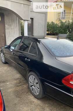 Седан Mercedes-Benz E-Class 2002 в Одессе