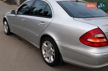 Седан Mercedes-Benz E-Class 2005 в Хусте