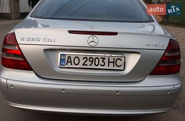 Седан Mercedes-Benz E-Class 2005 в Хусте