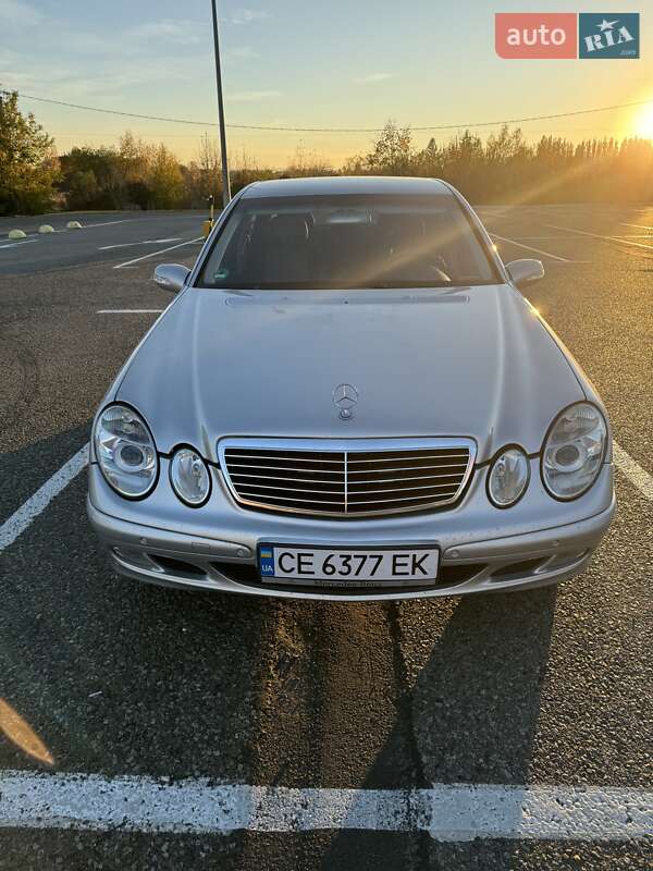 Mercedes-Benz E-Class 2002
