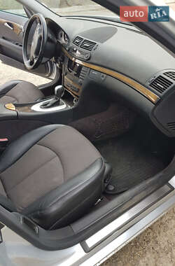 Седан Mercedes-Benz E-Class 2005 в 