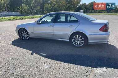 Седан Mercedes-Benz E-Class 2005 в 