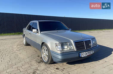 Седан Mercedes-Benz E-Class 1995 в Козові