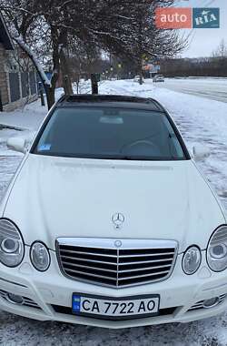 Седан Mercedes-Benz E-Class 2008 в Рівному