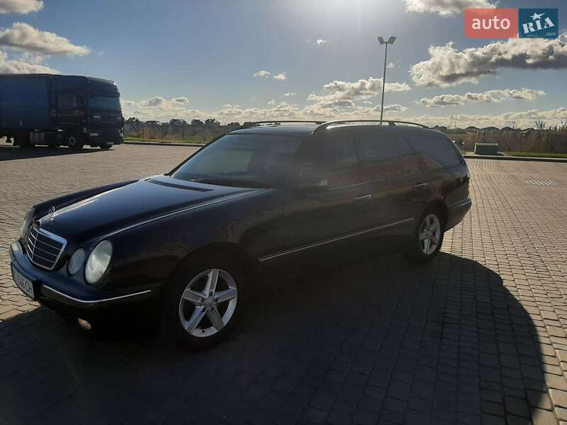 Універсал Mercedes-Benz E-Class 2002 в Острозі