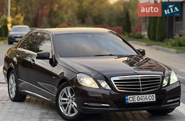 Седан Mercedes-Benz E-Class 2010 в Львове